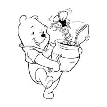 Winnie the Pooh (Cartoon Characters) coloring page #28626 to print and color